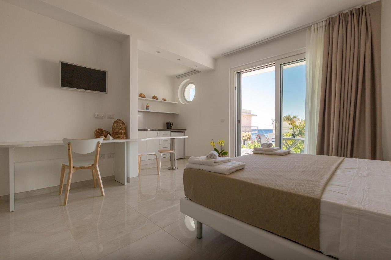 Stella Del Mare Residence Torre Pali Extérieur photo